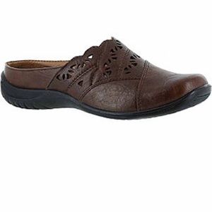 Easy Street Womens Forever Slip-on Shoe